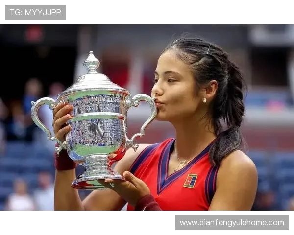 网球新星横扫赛场 夺得首个大满贯冠军引发热议